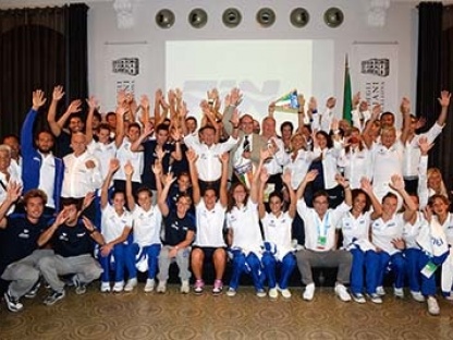 Visita delle nazionali italiane di Tuffi e Nuoto sincronizzato alla Casa degli italiani di Barcellona 