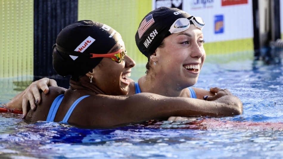 sara curtis e gretchen walsh