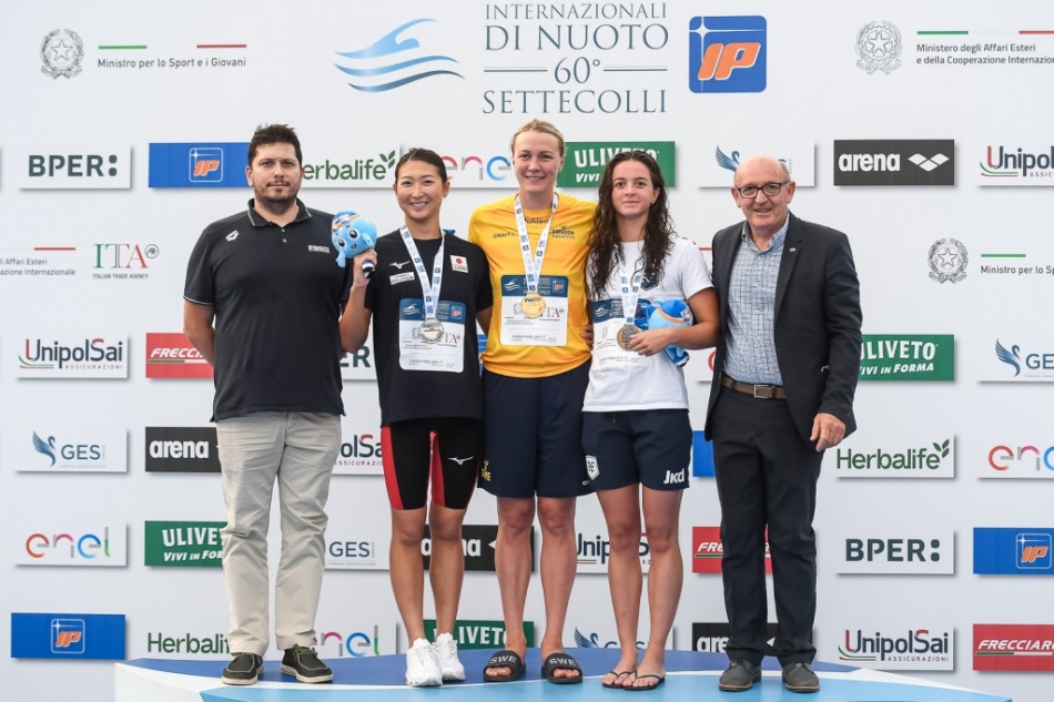 podio 50 farfalla femminile