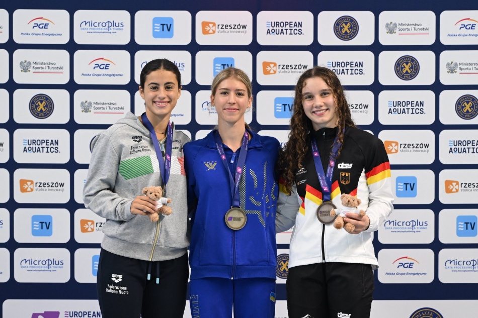 podio trampolino 1mt femminile