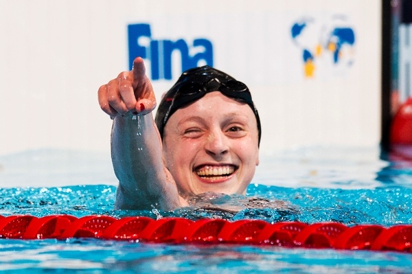 LEDECKY Katie United States USA, gold medal and World Record with the time of 15:36.53