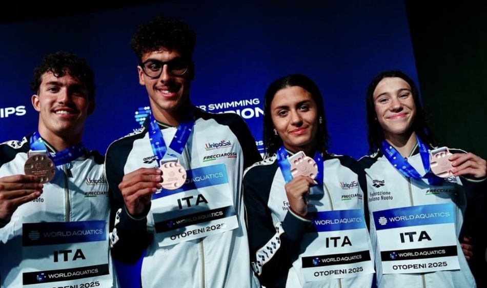staffetta 4x100 sl mixed - italia
