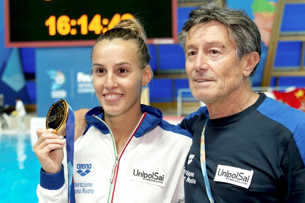 Tania Cagnotto, neo campionessa mondiale con il papà e c.t. della Nazionale di tuffi Giorgio
