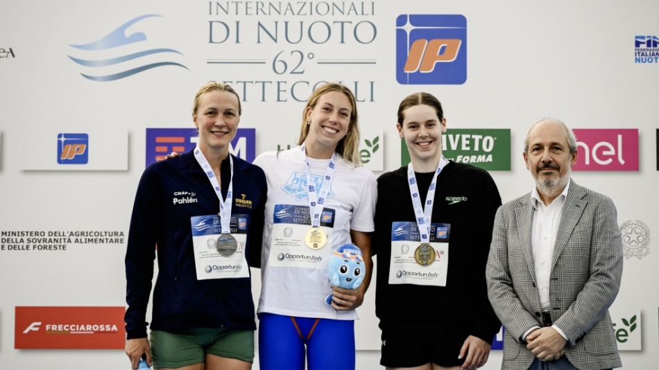 podio 50 farfalla femminile