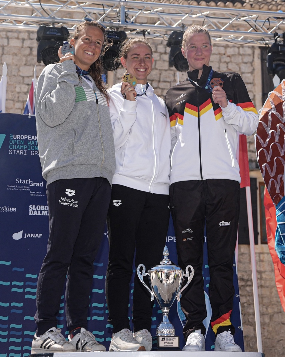podio 10 km femminile